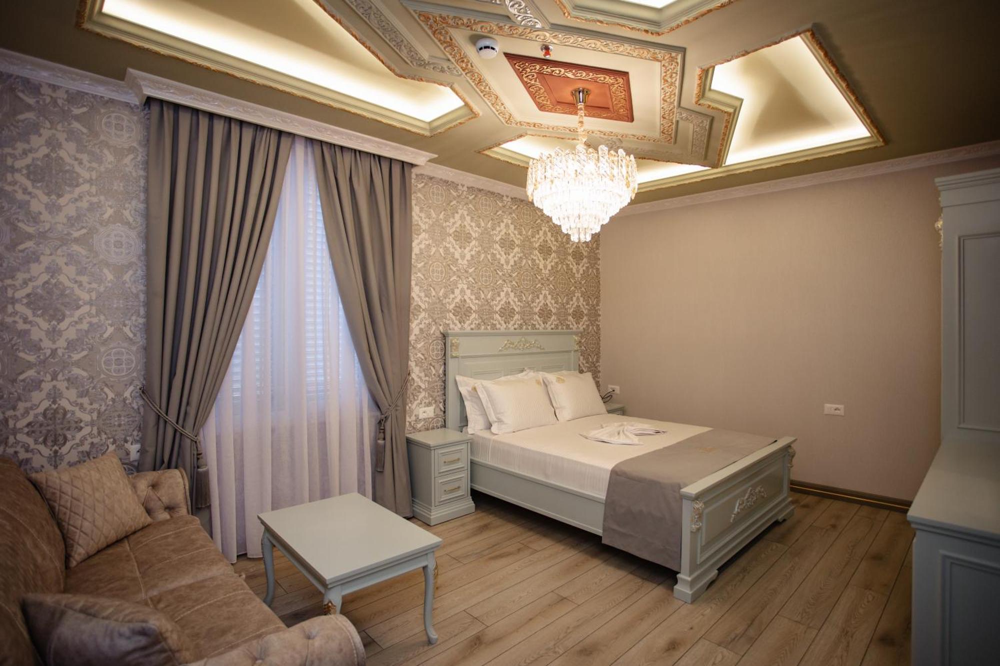 Ervini Boutique Hotel Shkodër Exteriör bild