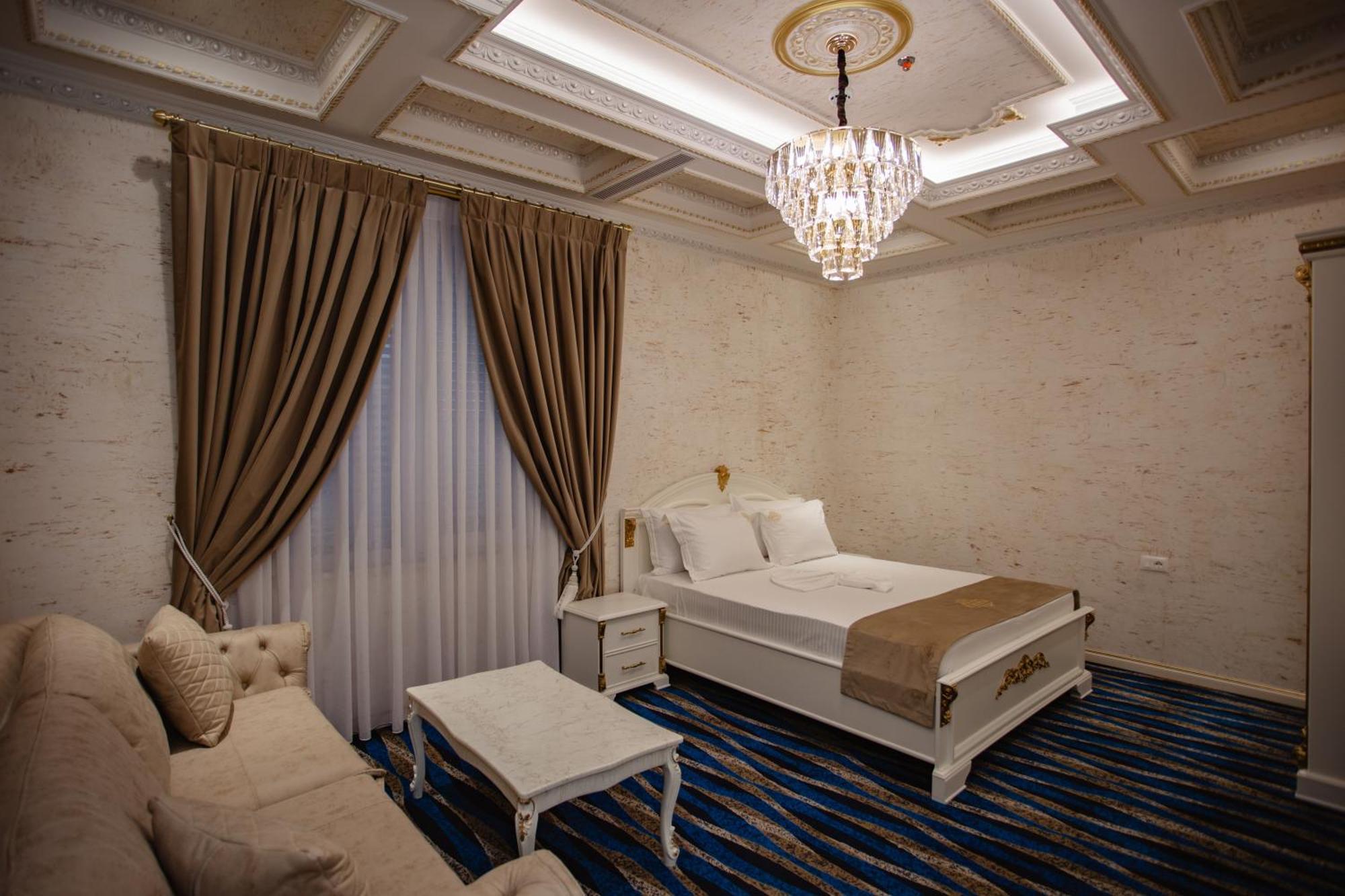Ervini Boutique Hotel Shkodër Exteriör bild