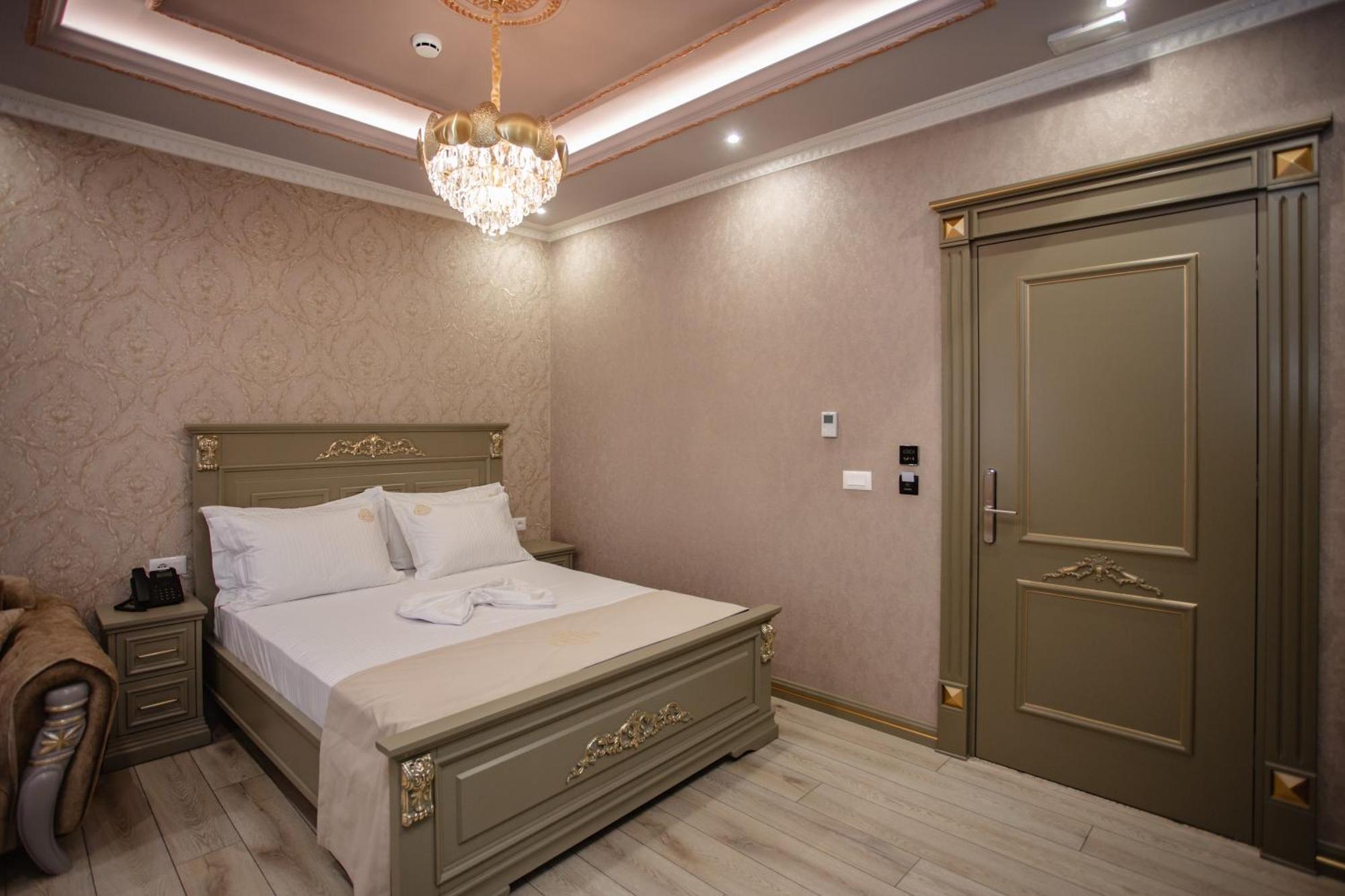 Ervini Boutique Hotel Shkodër Exteriör bild