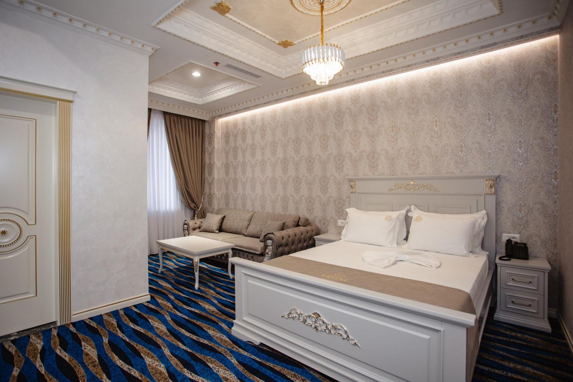 Ervini Boutique Hotel Shkodër Exteriör bild