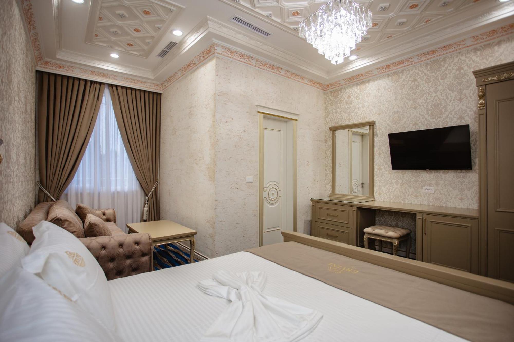 Ervini Boutique Hotel Shkodër Exteriör bild