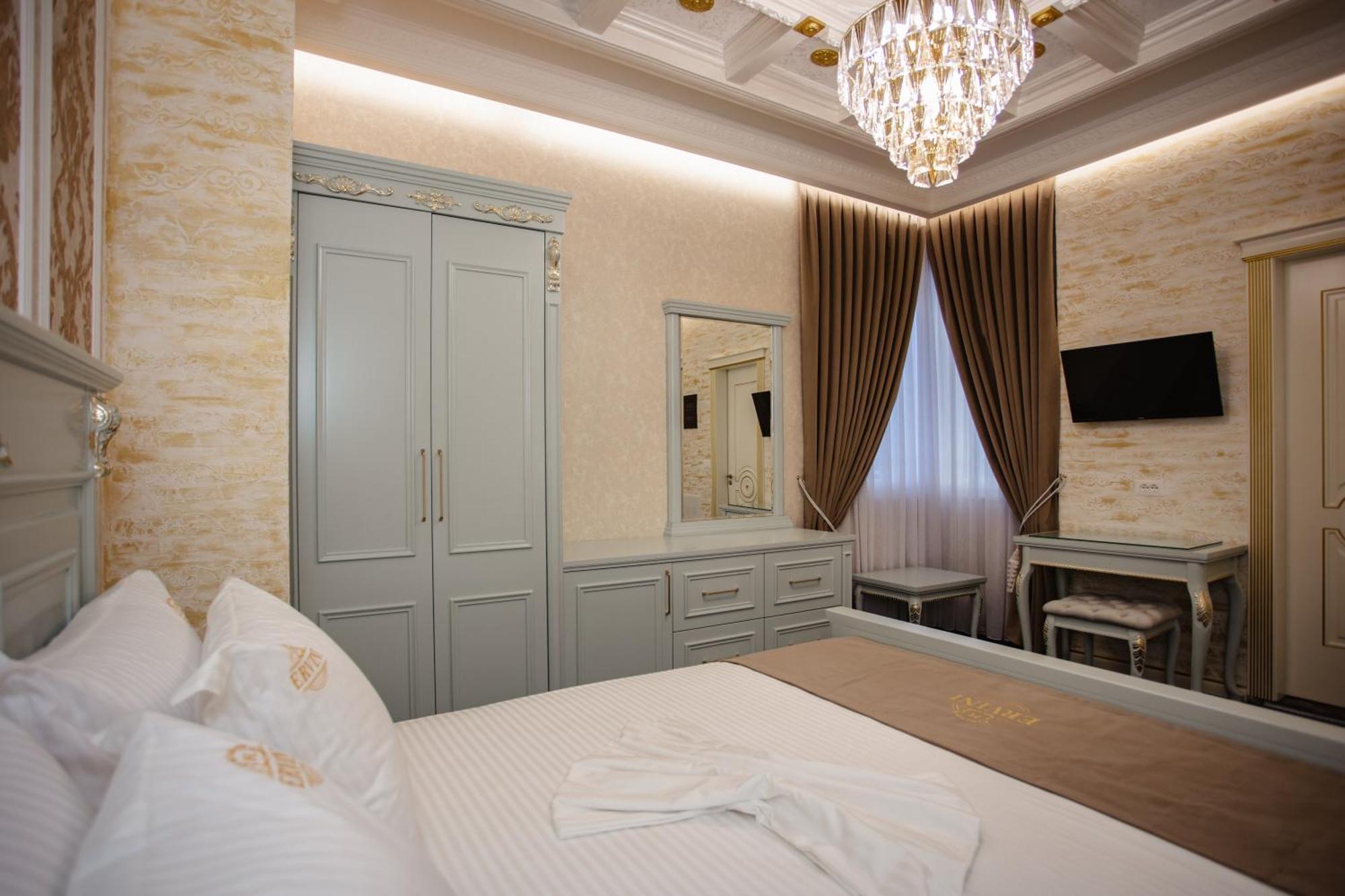 Ervini Boutique Hotel Shkodër Exteriör bild