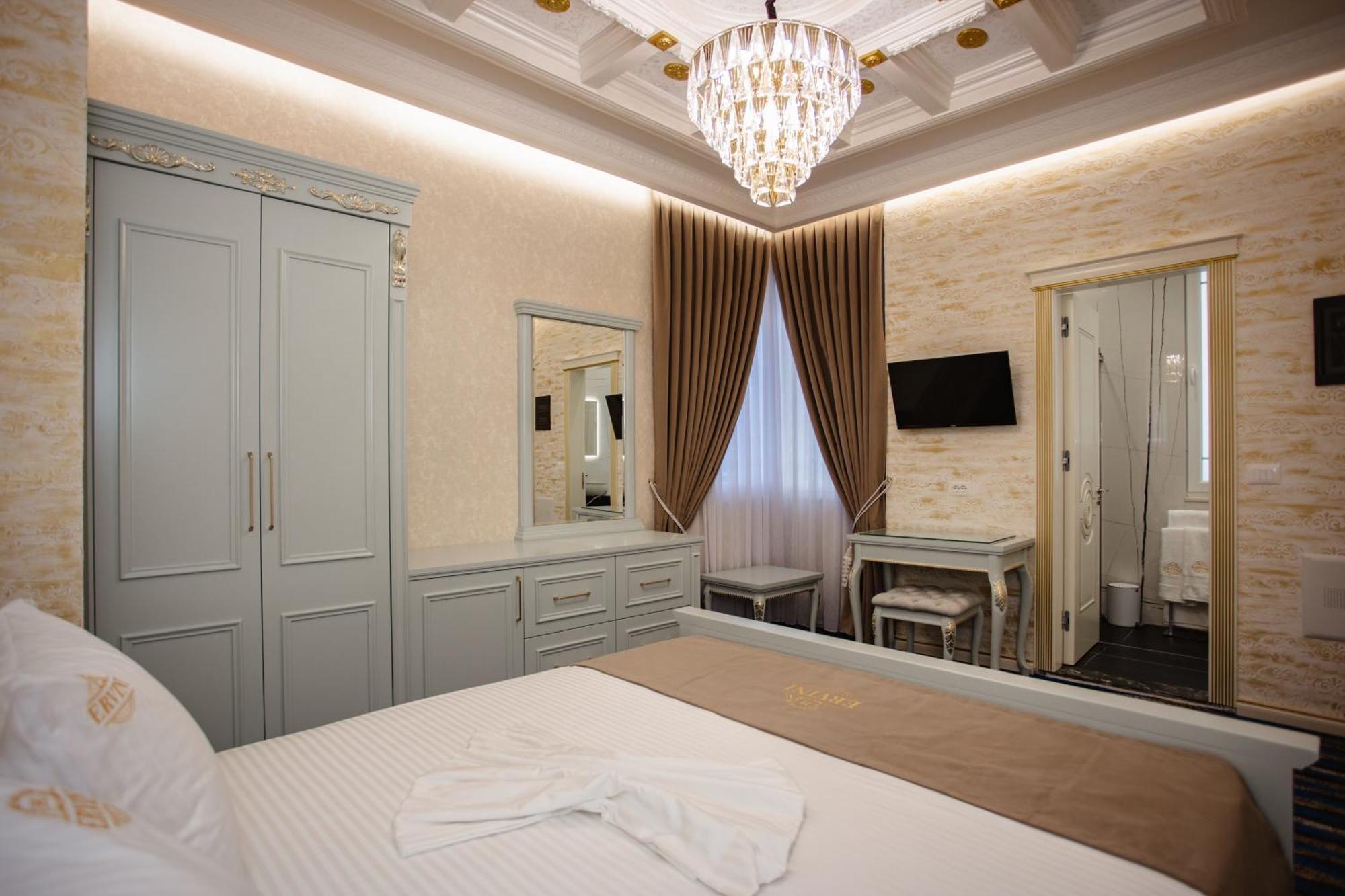 Ervini Boutique Hotel Shkodër Exteriör bild
