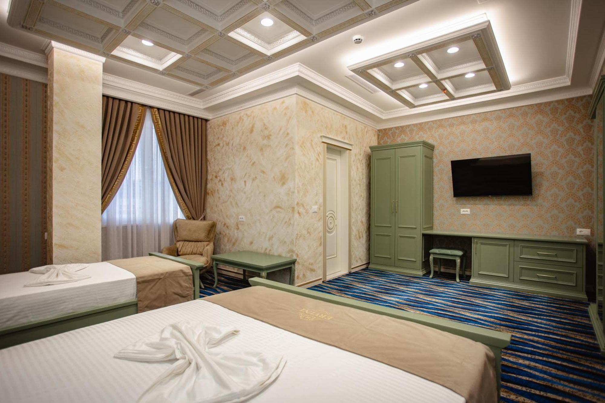 Ervini Boutique Hotel Shkodër Exteriör bild