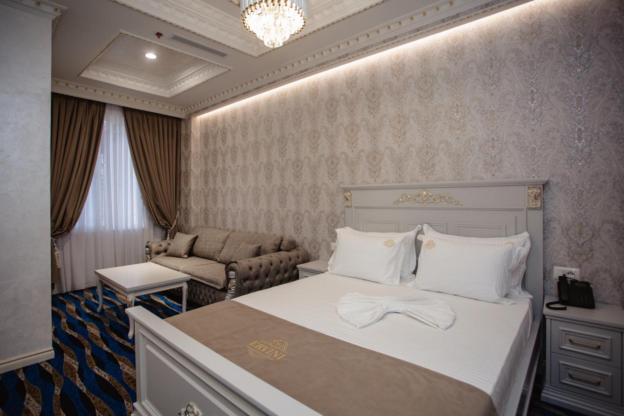 Ervini Boutique Hotel Shkodër Exteriör bild